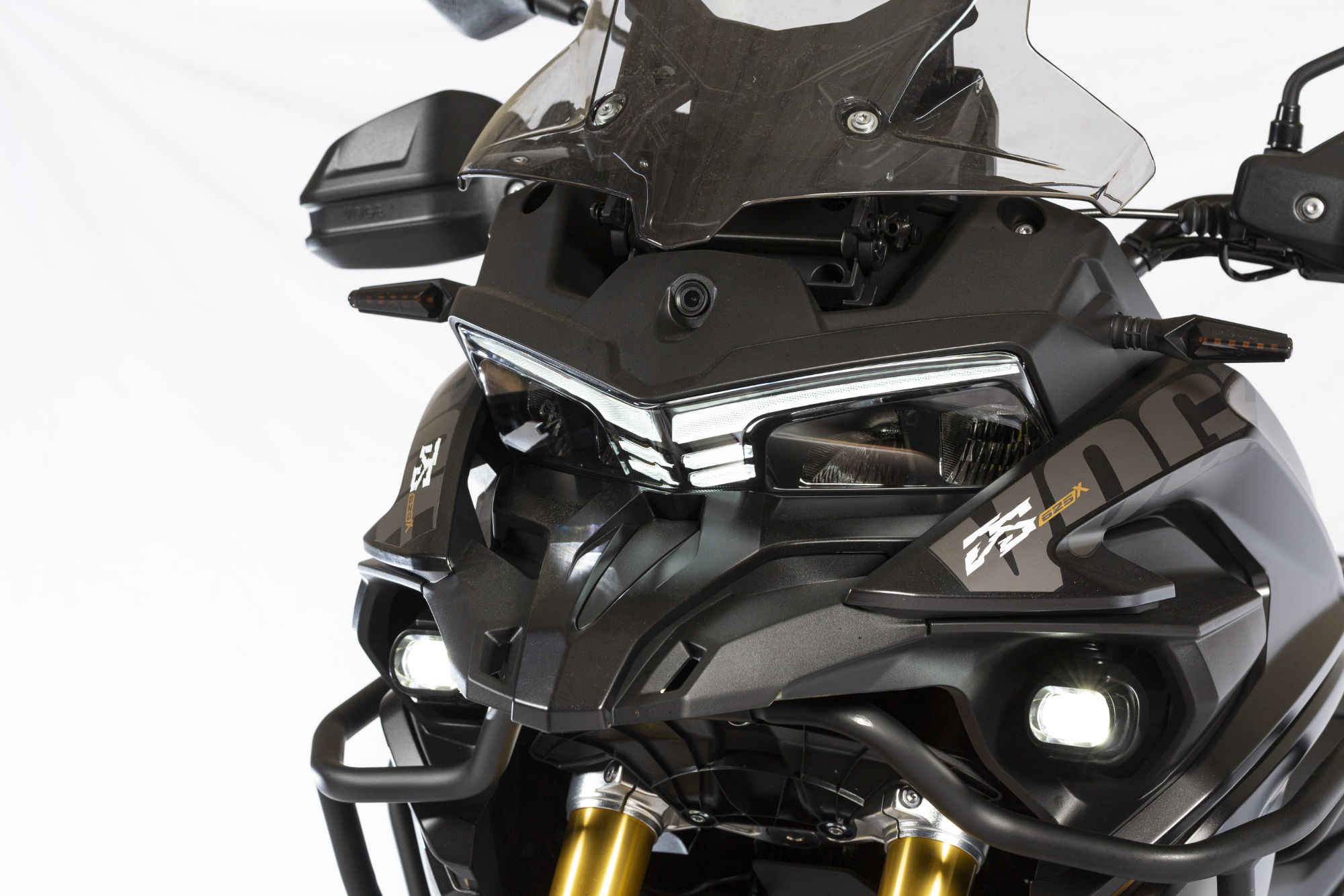 Moto Voge DS625X détail face avant
