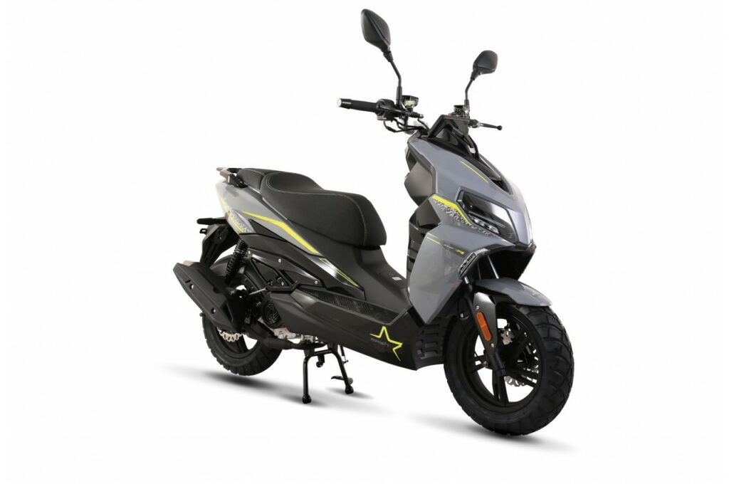 Scooter Mash Shiftr gris vue 3/4 droite