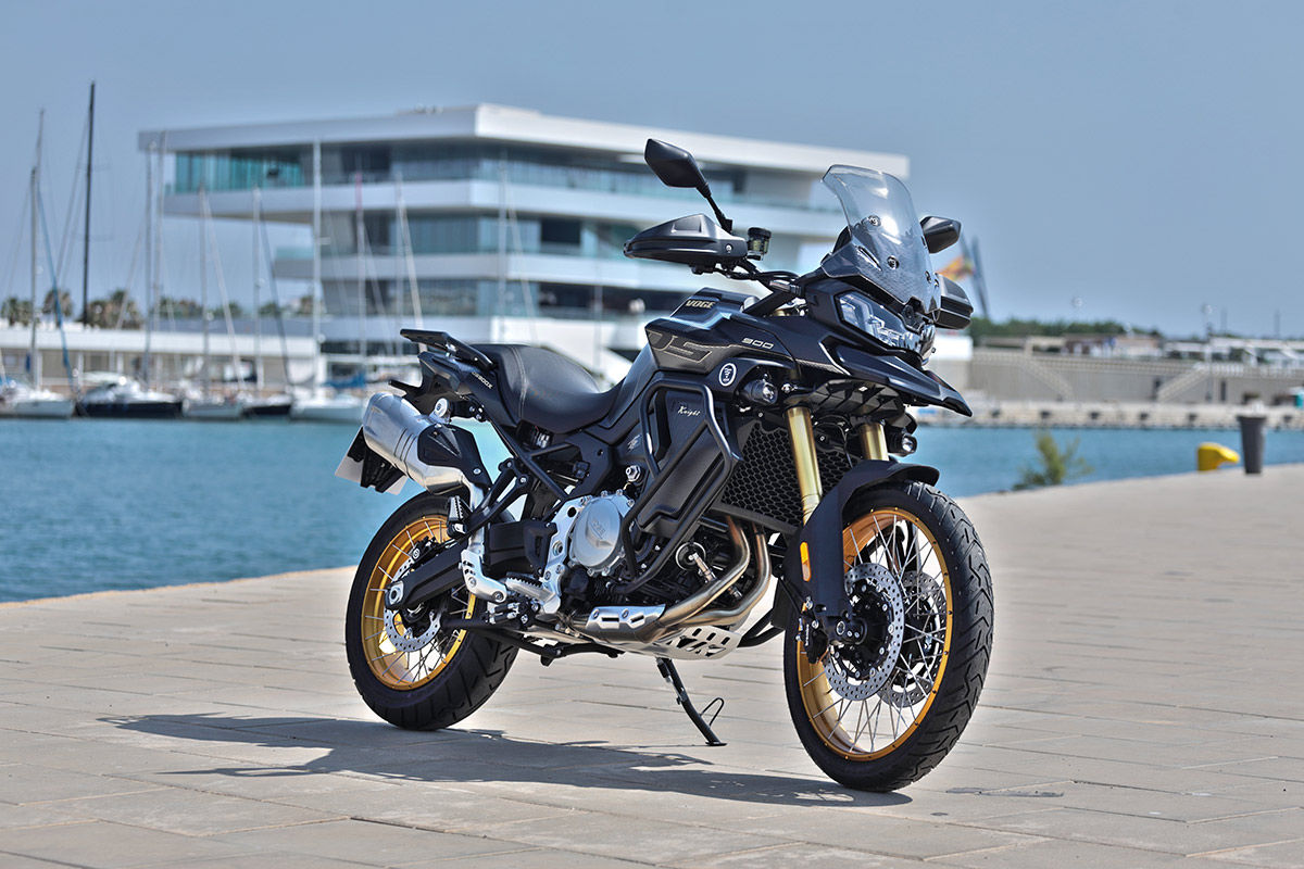 Moto Voge 900 DSX vue trois quart